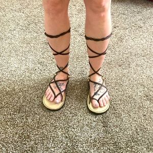 VIBRAM sz 8 Leather Sandals